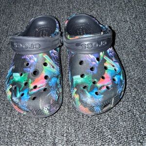 CROCS Kids' Black and Multicolor Slippers